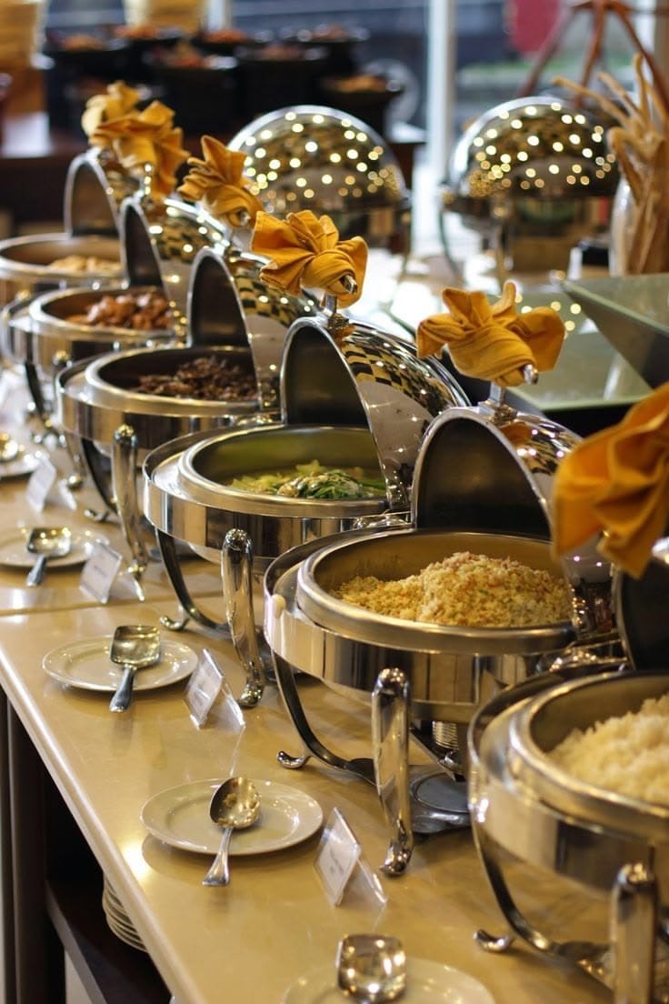 Buffet traiteur gastronomique pour réception